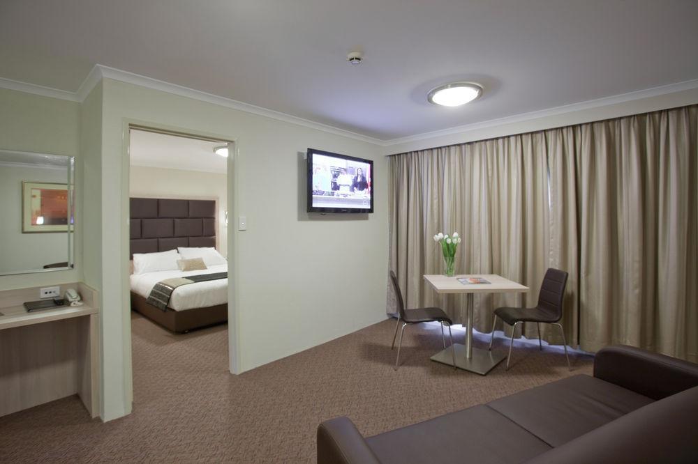 Garden City Hotel, Best Western Signature Collection Kanberra Oda fotoğraf