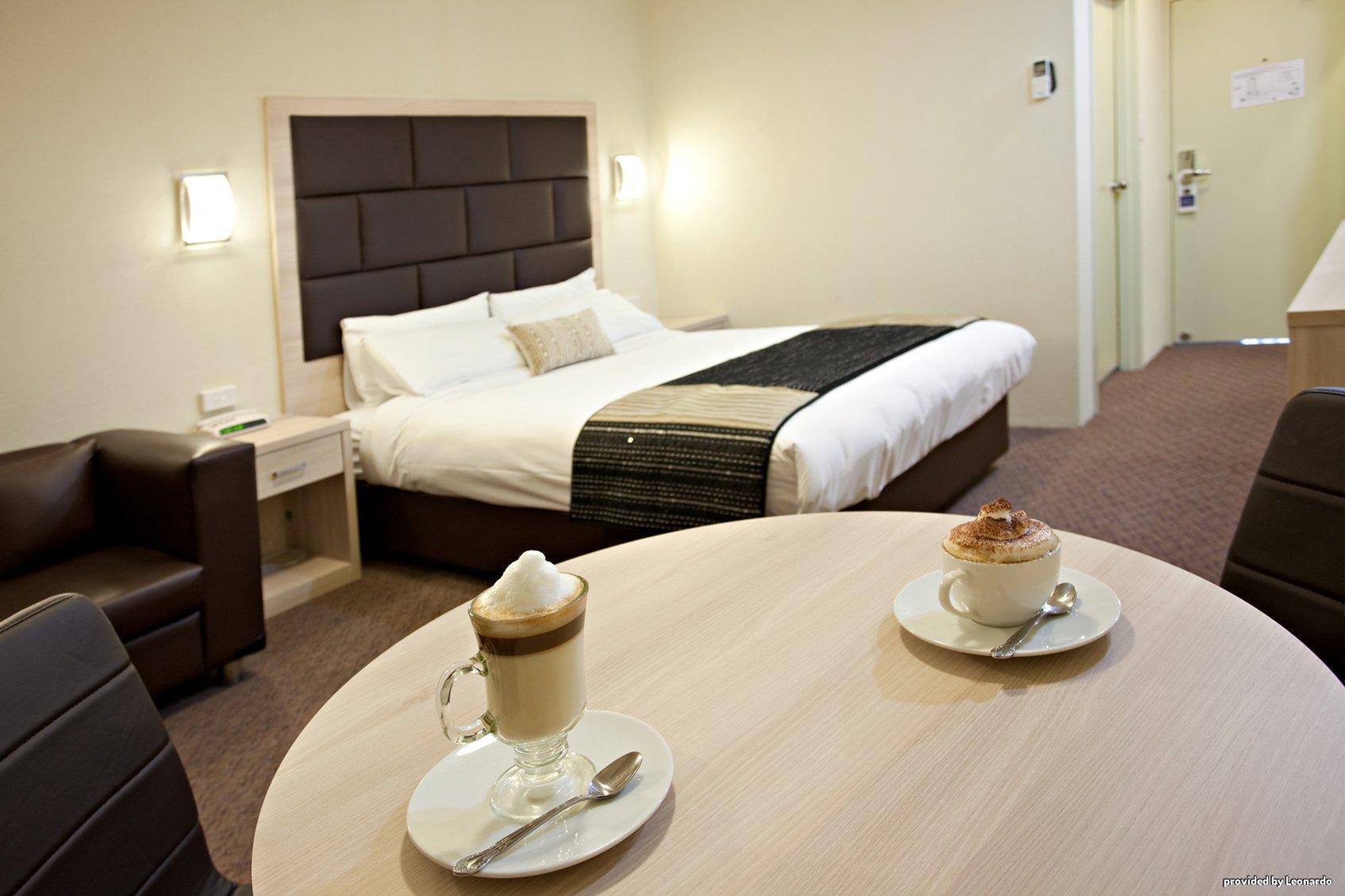 Garden City Hotel, Best Western Signature Collection Kanberra Oda fotoğraf